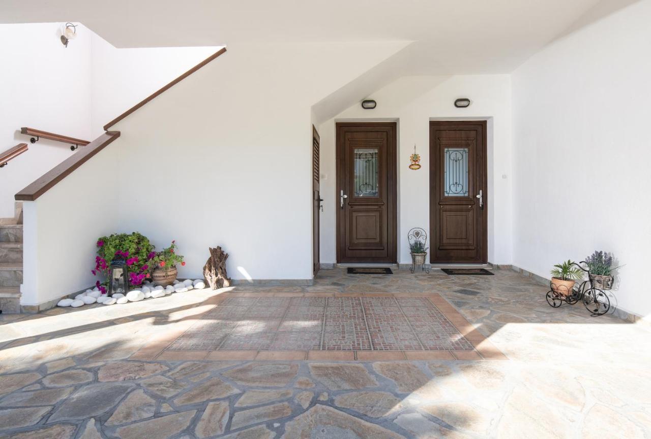 Xalonia Seaview Apartment Agios Nikolaos  Exterior photo