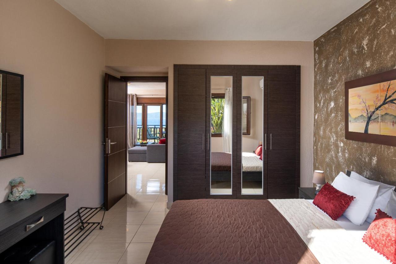 Xalonia Seaview Apartment Agios Nikolaos  Exterior photo